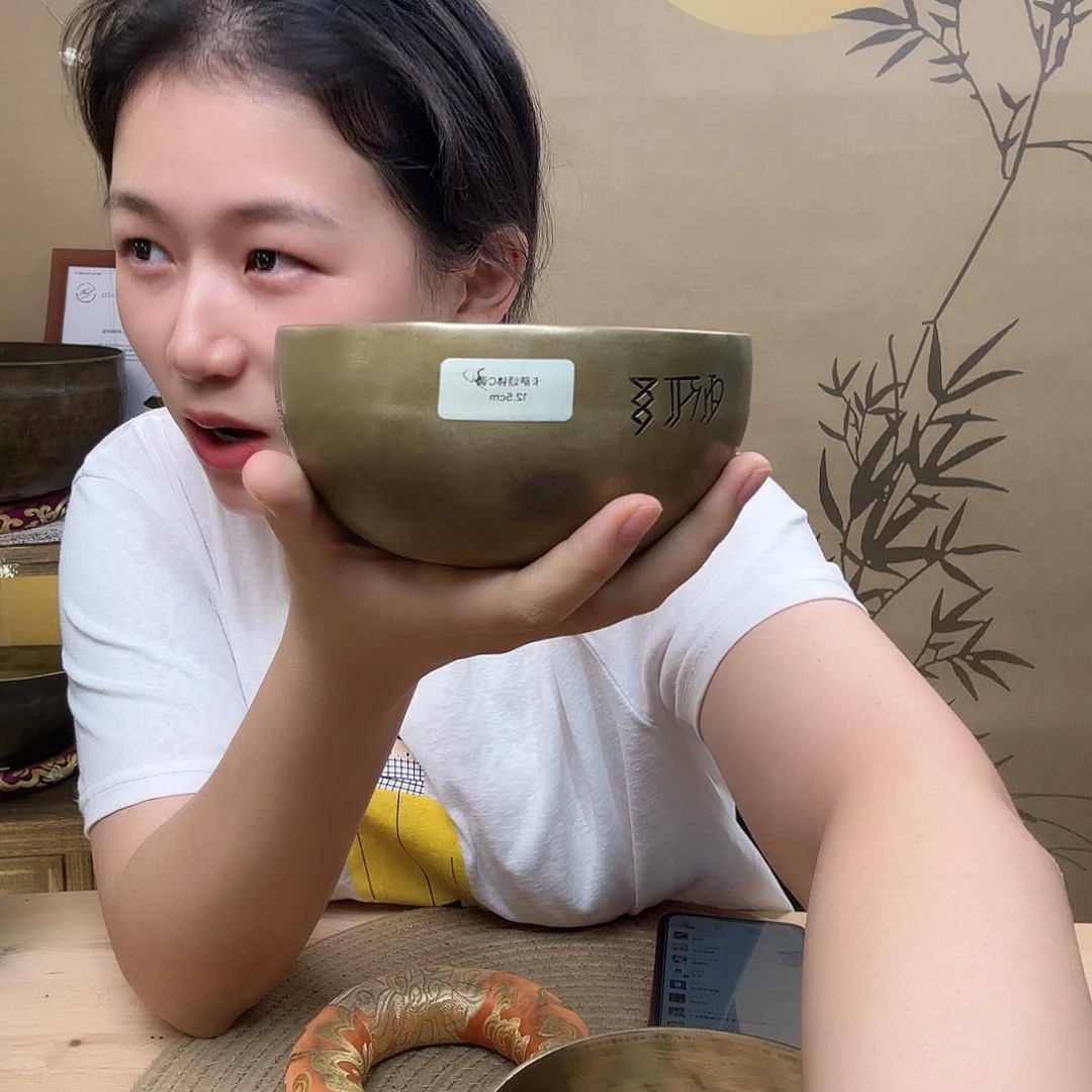 萌***师尼泊尔344566789999888777655555667