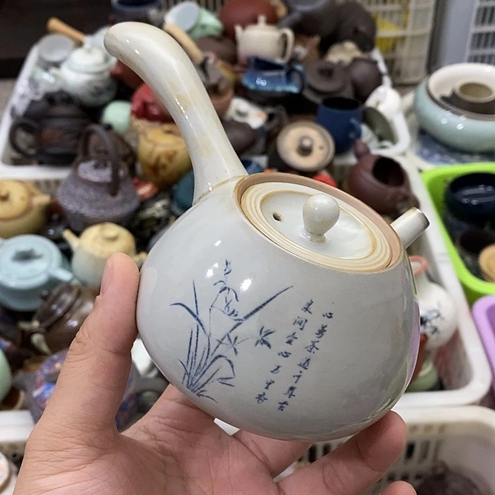 陶瓷艺术品及陶瓷壶