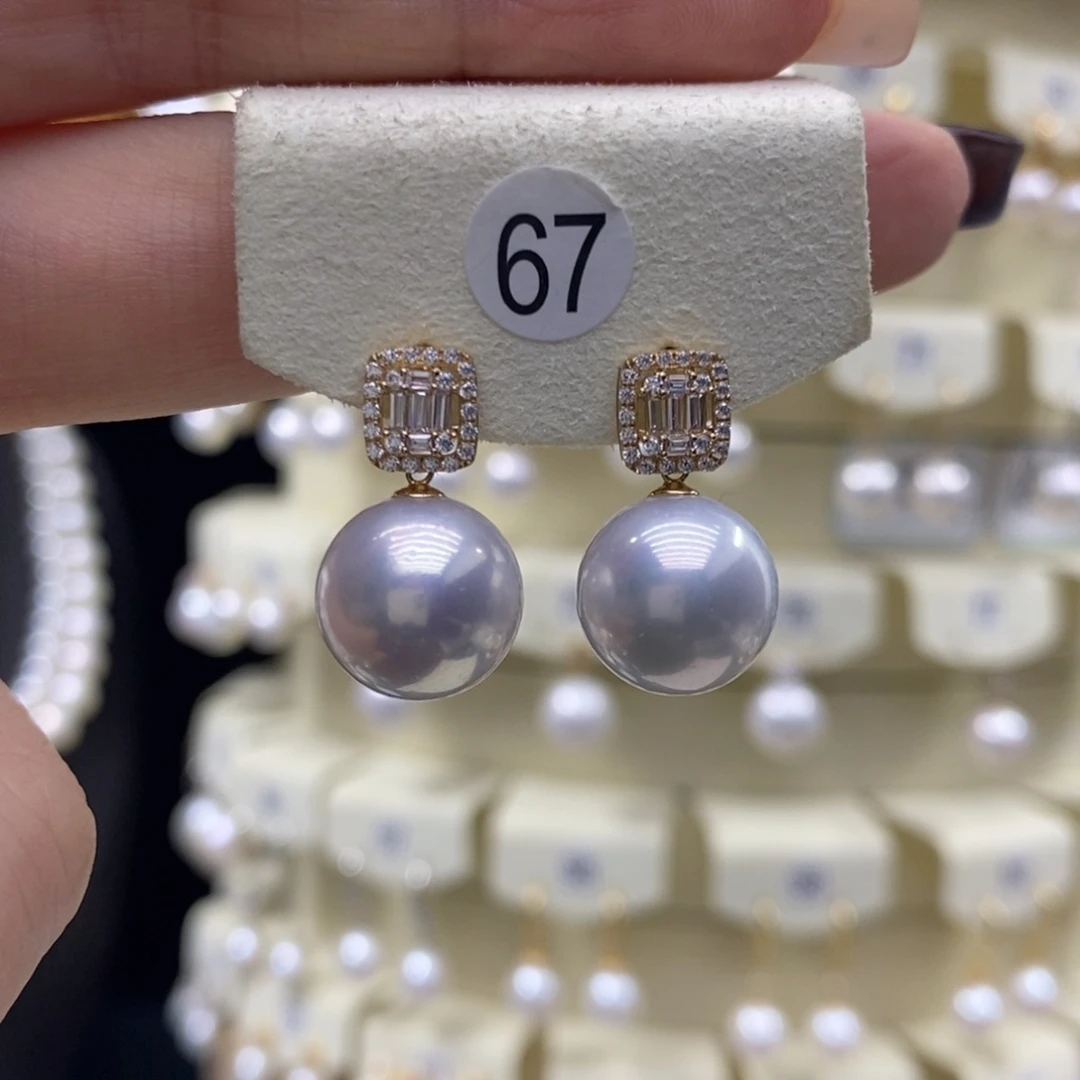 耳饰18K金镶嵌淡水珍珠