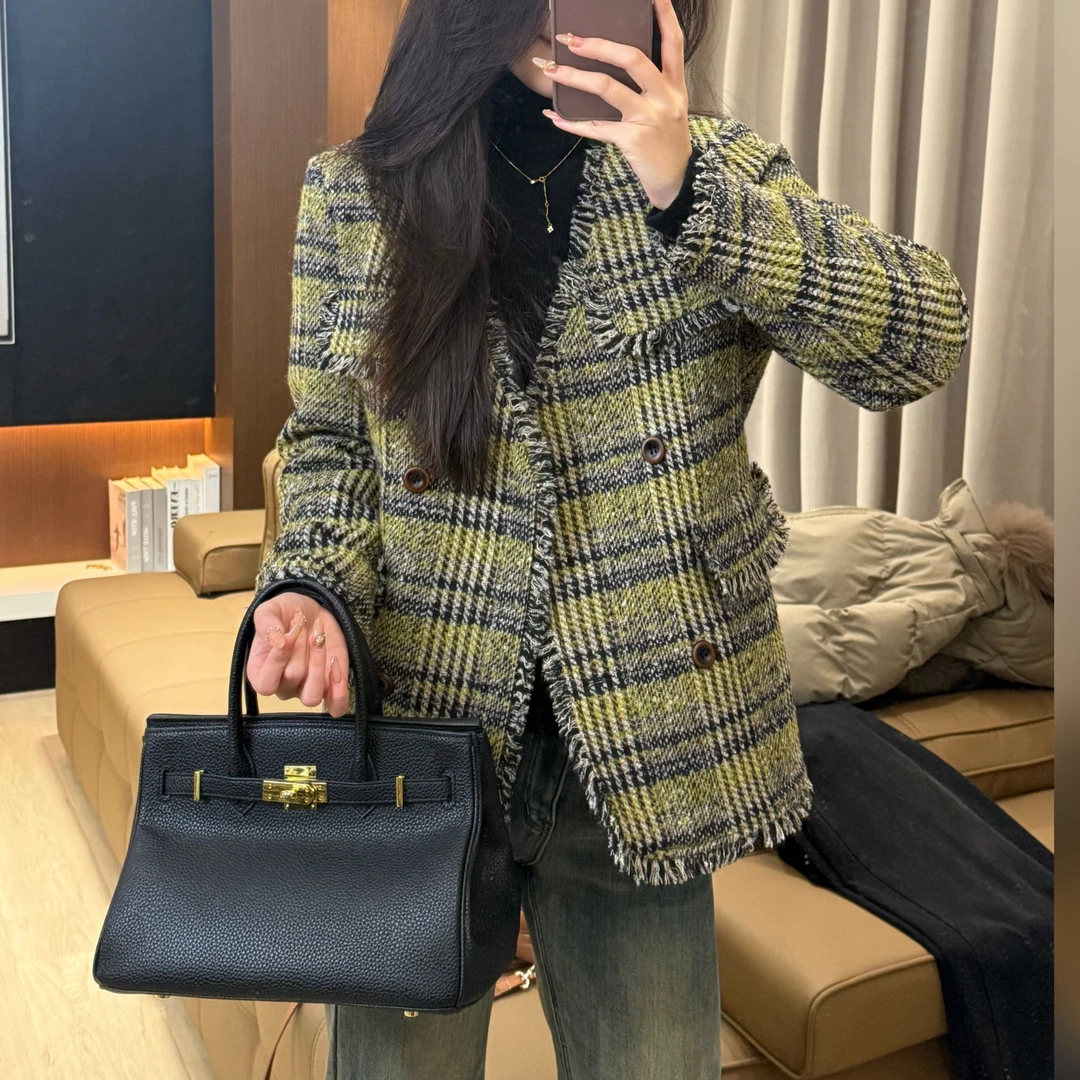 【高端定制】25冬季新款时尚百搭格纹羽绒小香风外套高级感V领上衣