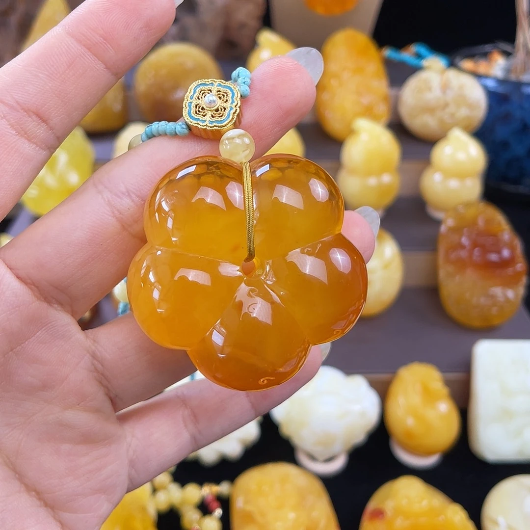 琥珀未镶嵌珠宝奇石