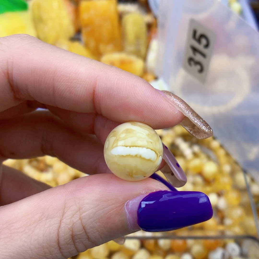 琥珀未镶嵌珠宝奇石14.5