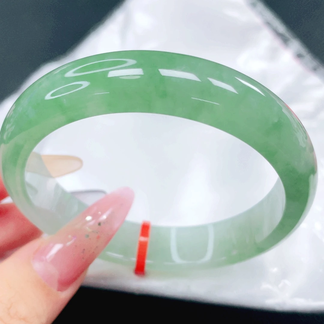 翡翠未镶嵌手镯56