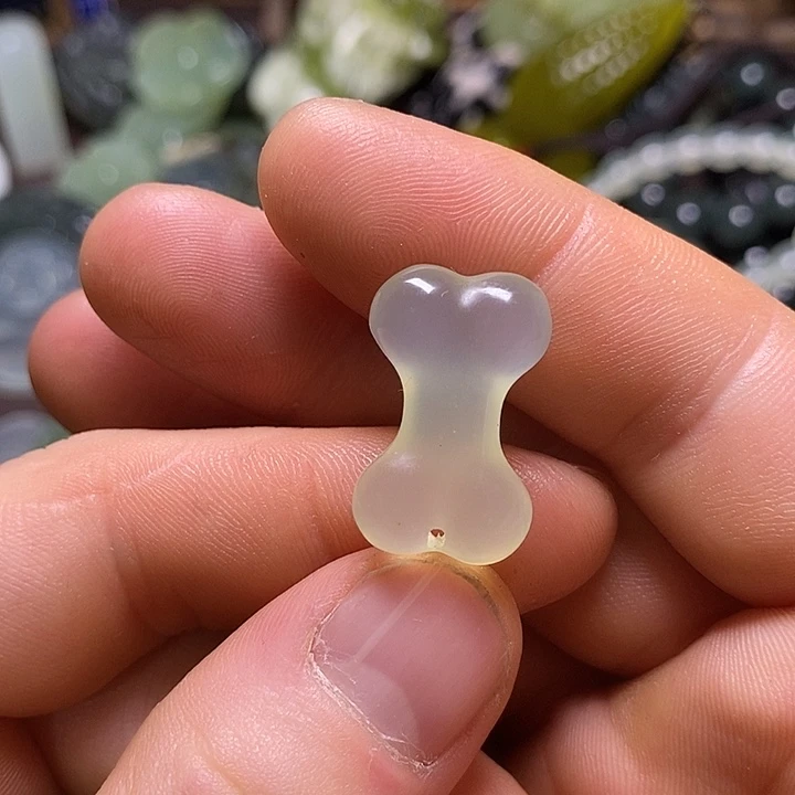 岫玉未镶嵌岫玉颈饰