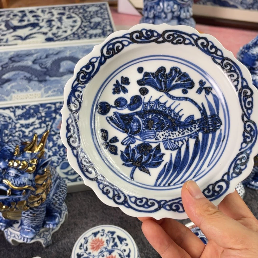 鸿***)景德镇陶瓷手工手绘