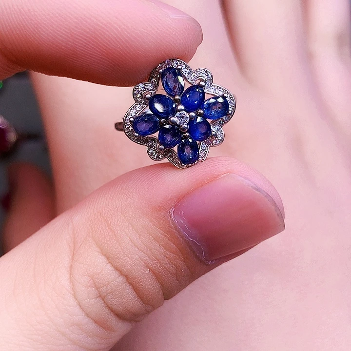 蓝宝石银S925镶嵌戒指