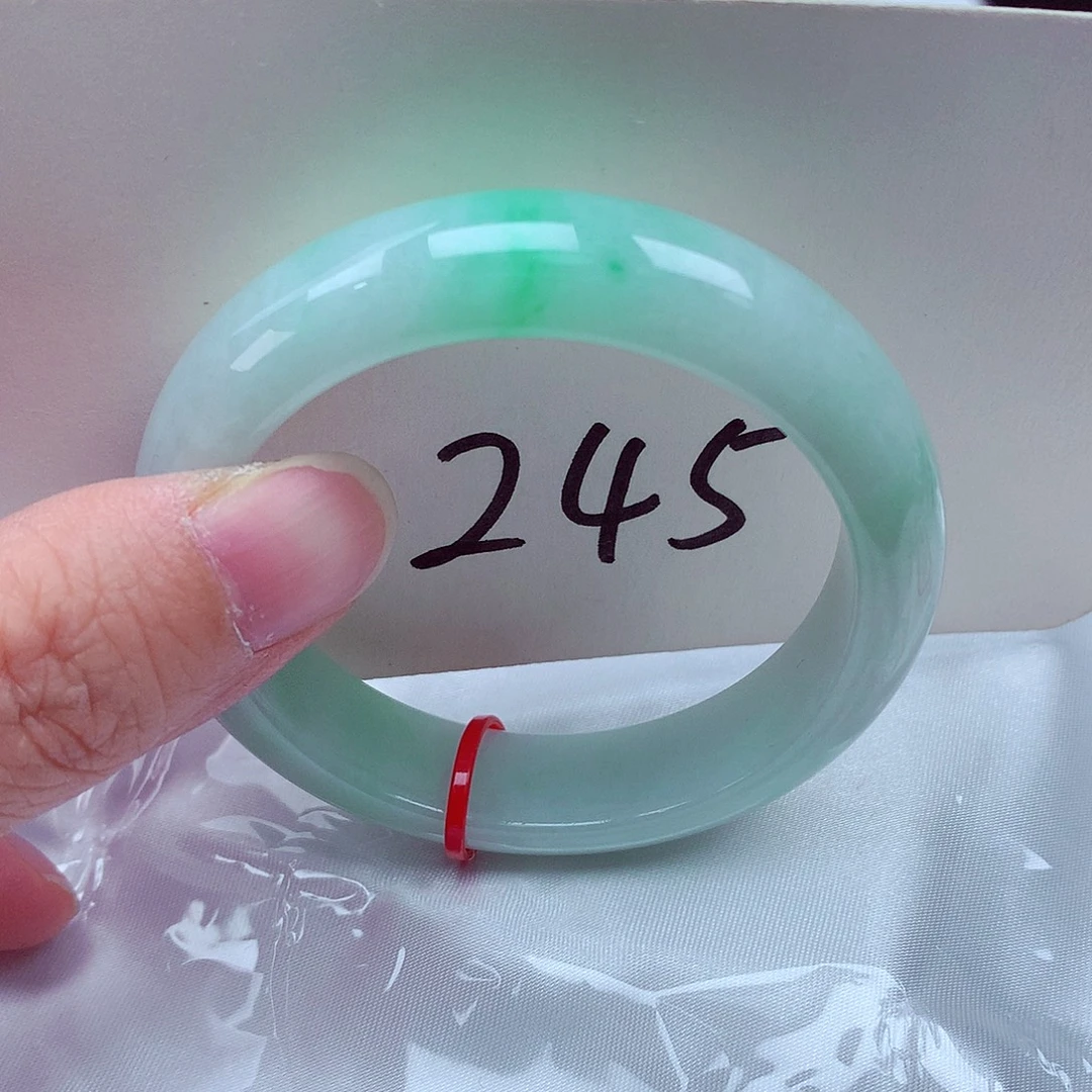 翡翠未镶嵌手镯翡翠