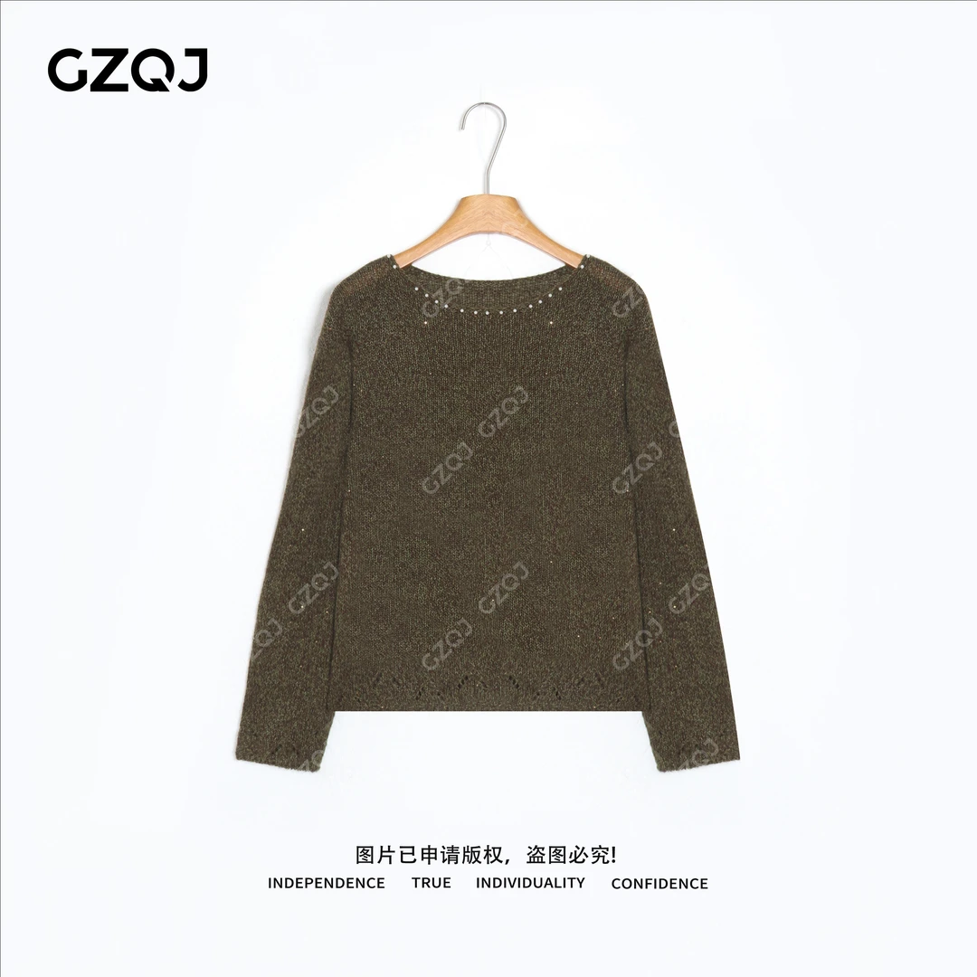 老琴私服【珍珠女郎】琥珀流光风秋新款轻职风钉珠圆领毛衣女 93254