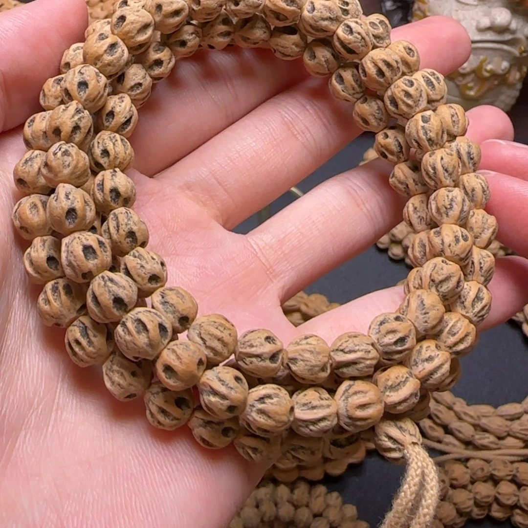 钱***多柏香籽/百香籽吊坠