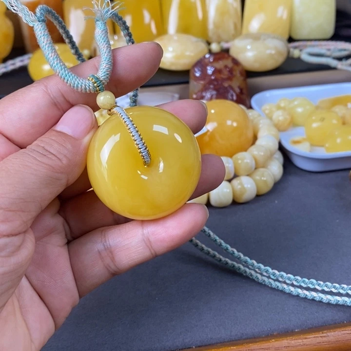未镶嵌琥珀裸石平安扣