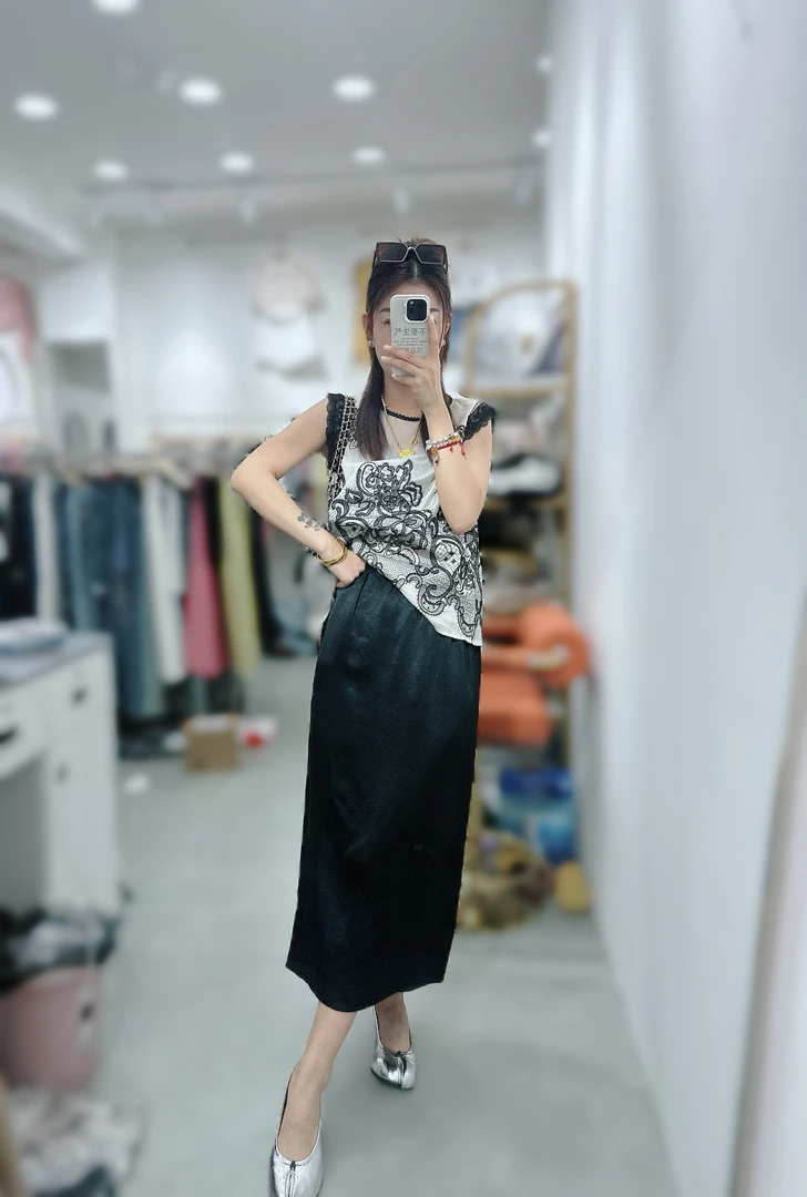 炫彩阁123【醋酸松紧腰丝滑纯色半身裙】
