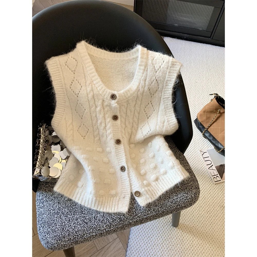 专柜撤回剪标秋冬装新款高级感甜美风镂空针织坎肩马甲背心外套女