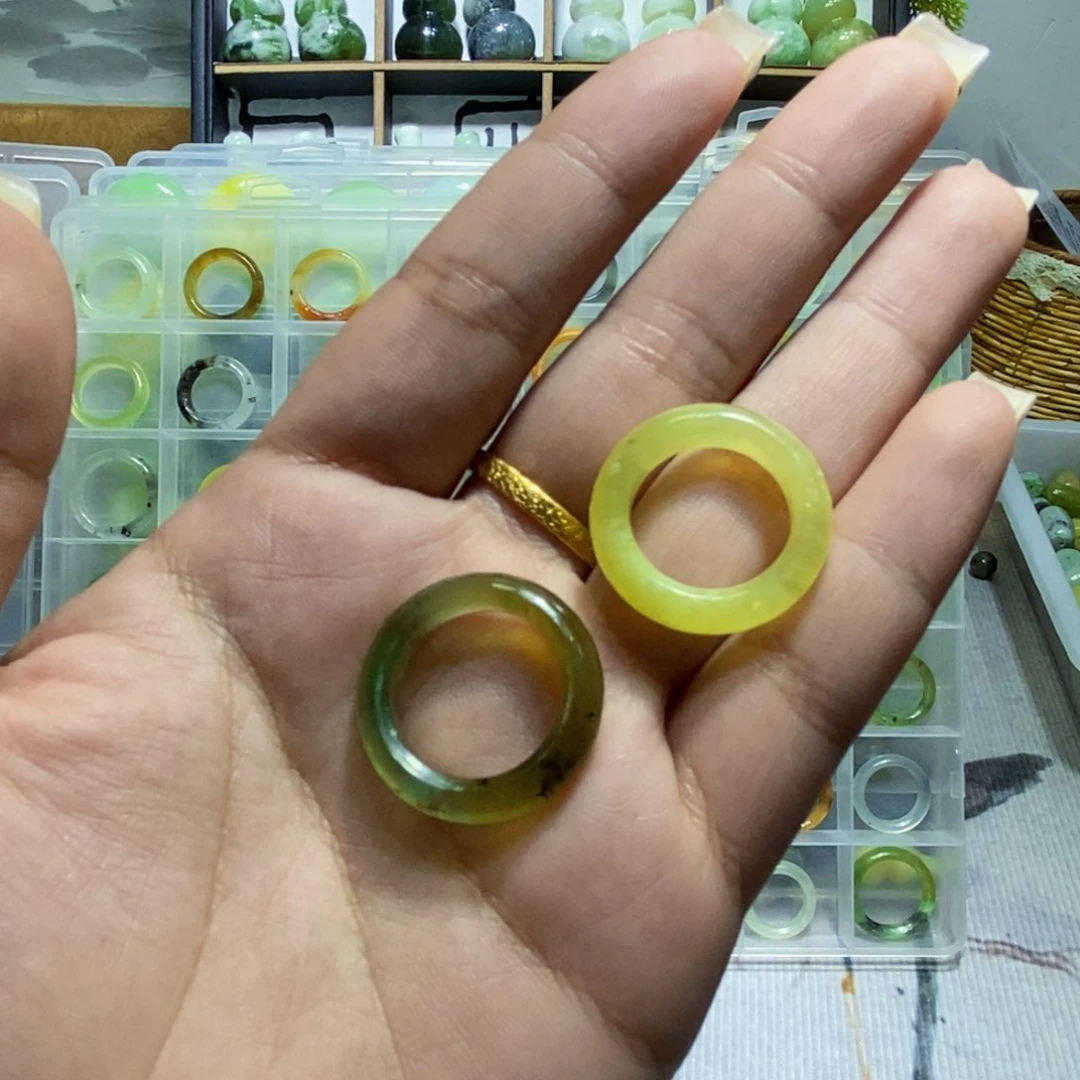 未镶嵌蛇纹石玉其他585