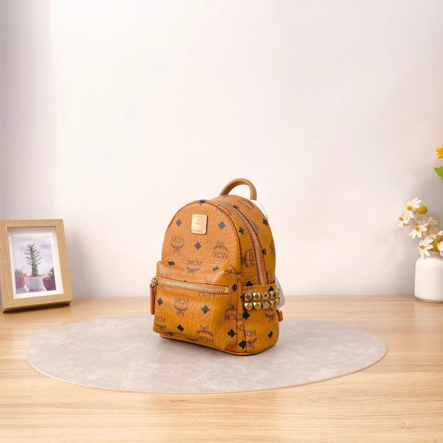 95新 MCM Stark Visetos mini/双肩包/0915