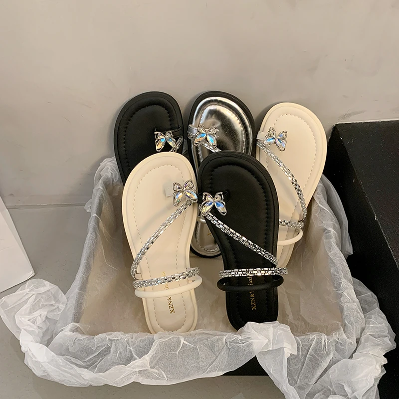 法式水钻仙女拖鞋女夏外穿平底2025新款夹趾配裙子两穿沙滩凉拖鞋