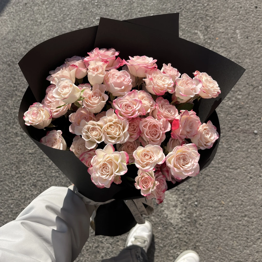 【济南同城配送】2025年的第一束花♥10枝多头玫瑰（30-40朵）鲜花送女友闺蜜男友对象约会生日表白同城小时达