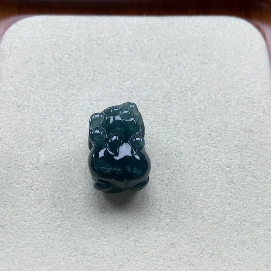 翡翠未镶嵌颈饰如意貔貅手链