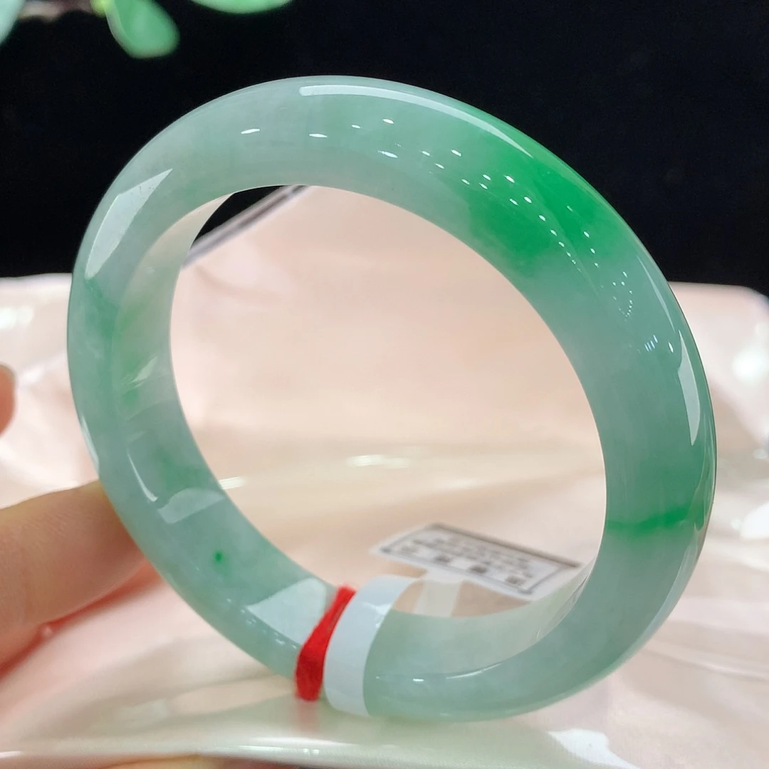 翡翠未镶嵌手镯2100