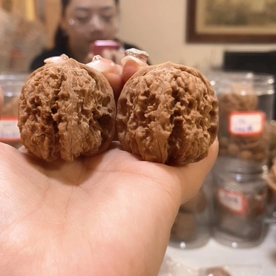 文玩核桃吊坠38边137狮子头