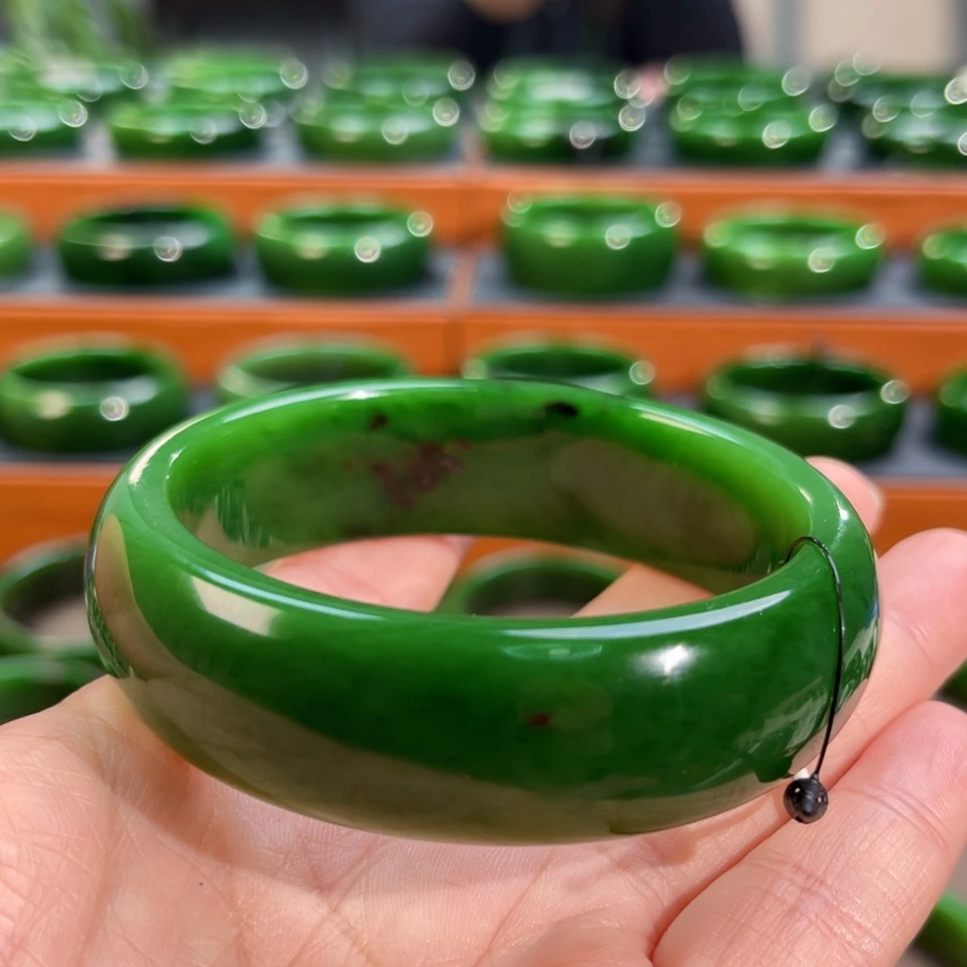 未镶嵌手镯和田玉（碧玉）