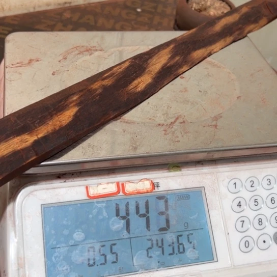 仁***作檀香紫檀（小叶紫檀）边角料