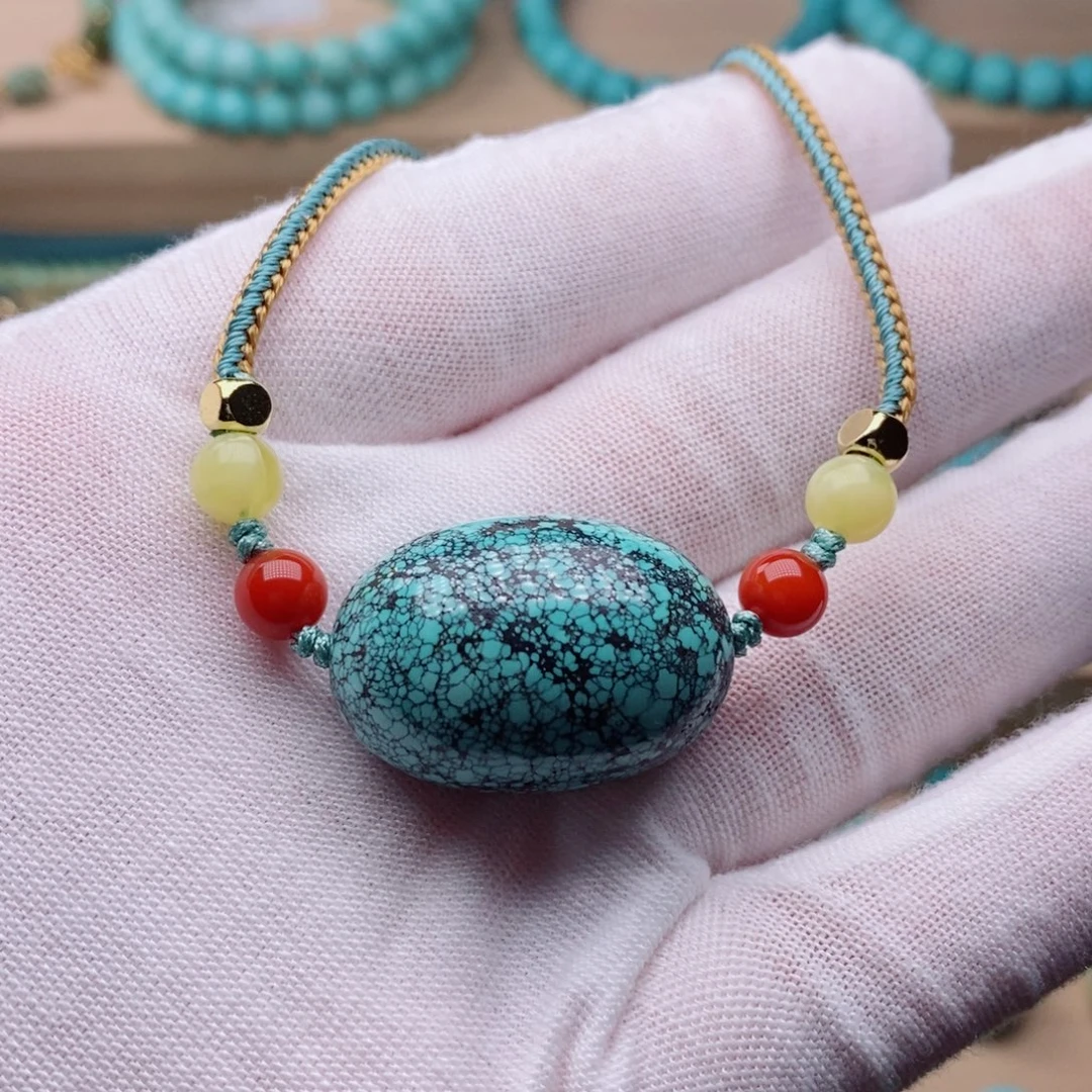 绿松石未镶嵌挂件