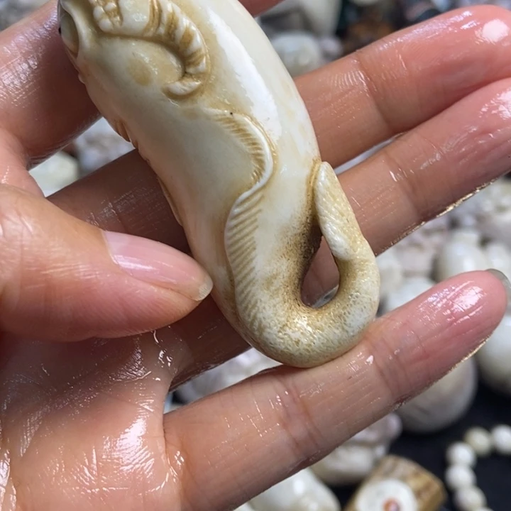 动***动配饰鹿角雕刻一个出福利出