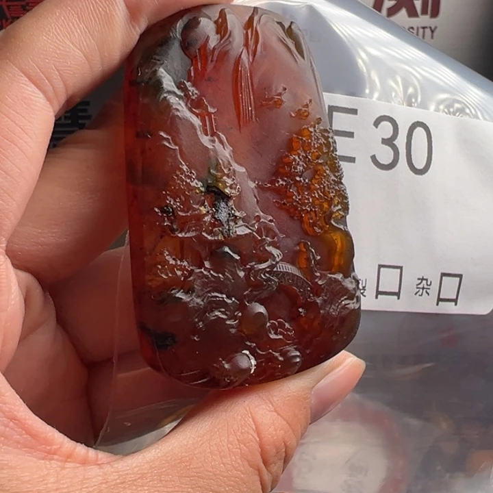 琥珀未镶嵌珠宝奇石