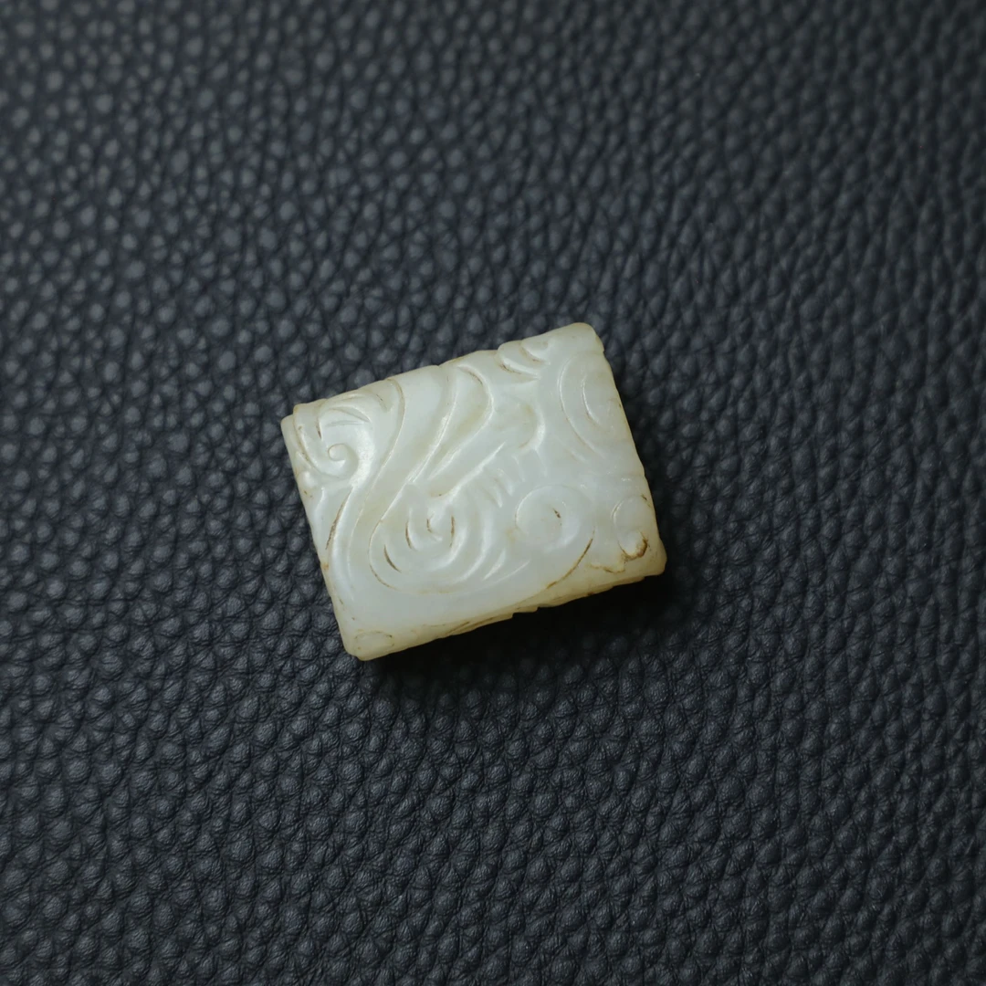 TCWWA07032清晚和田白玉螭龙纹勒子