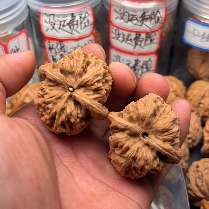 文玩核桃把件将军44