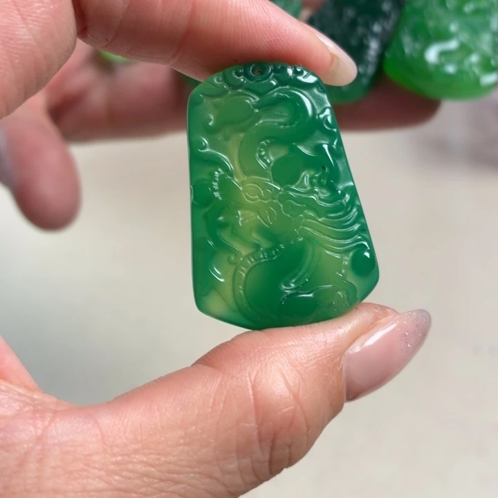 玛瑙/玉髓未镶嵌吊坠(不含链)