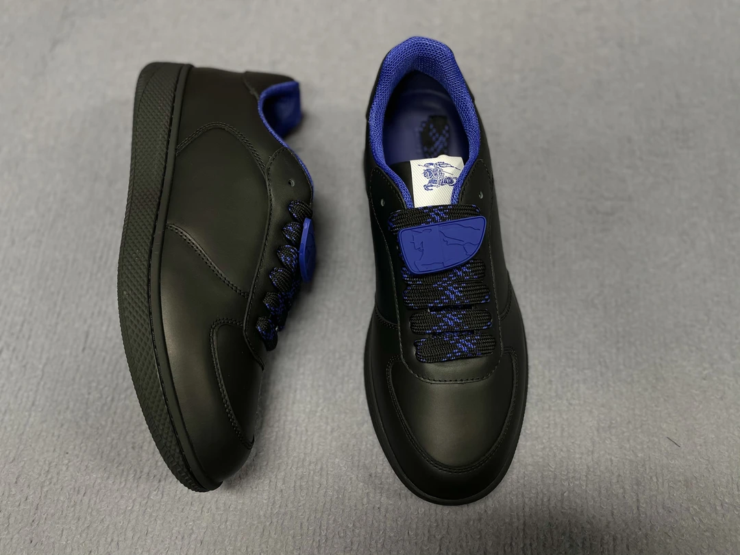 博柏利/Burberry/战马LOGO板鞋