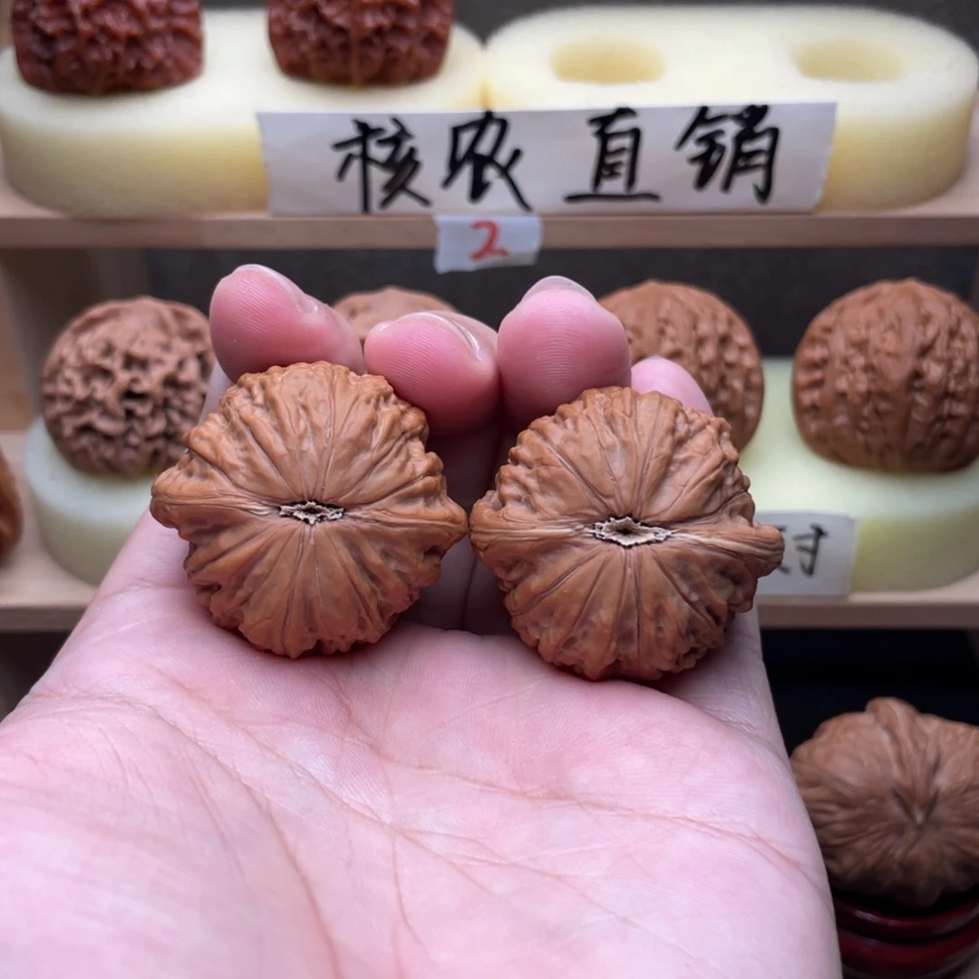 文玩核桃吊坠铁锤38➕交友价