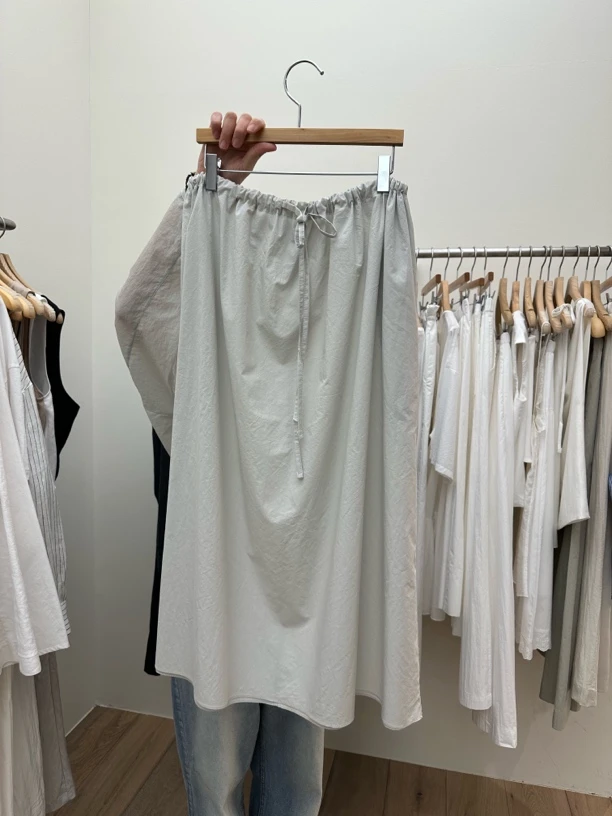 极简风A型高腰直筒裙半身裙CO