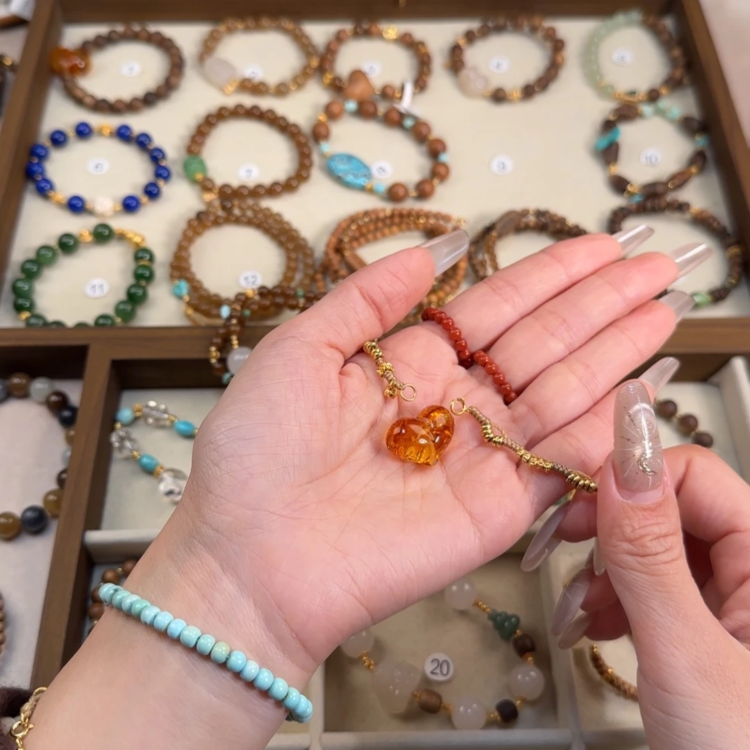 木****和田玉（糖玉）未镶嵌手链