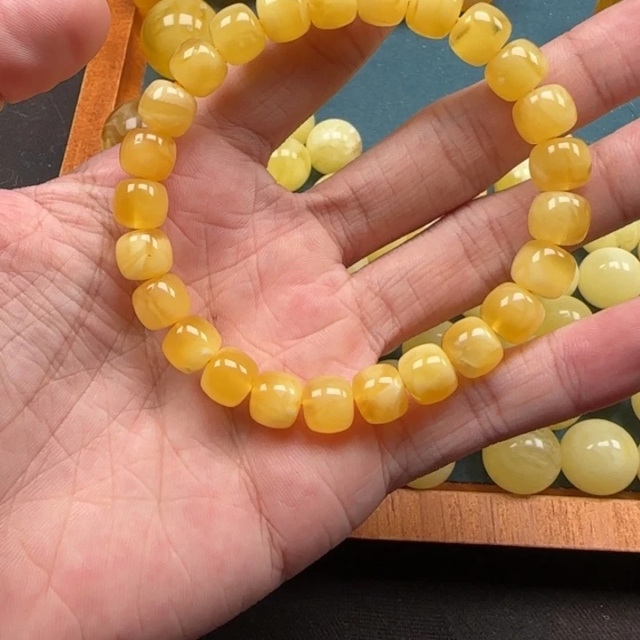 斌***蜜蜡未镶嵌珠宝奇石天然210