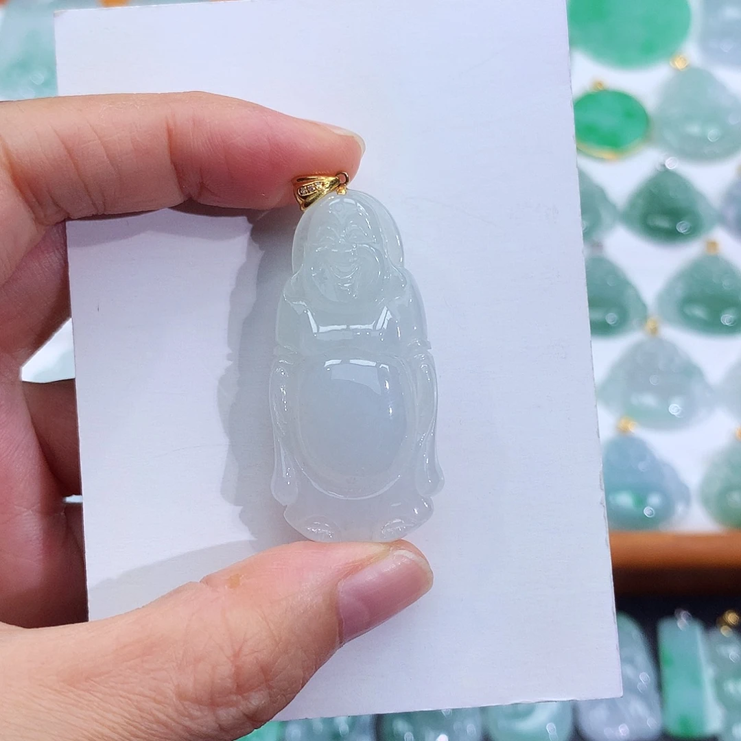 翡翠18K金镶嵌颈饰翡翠吊坠