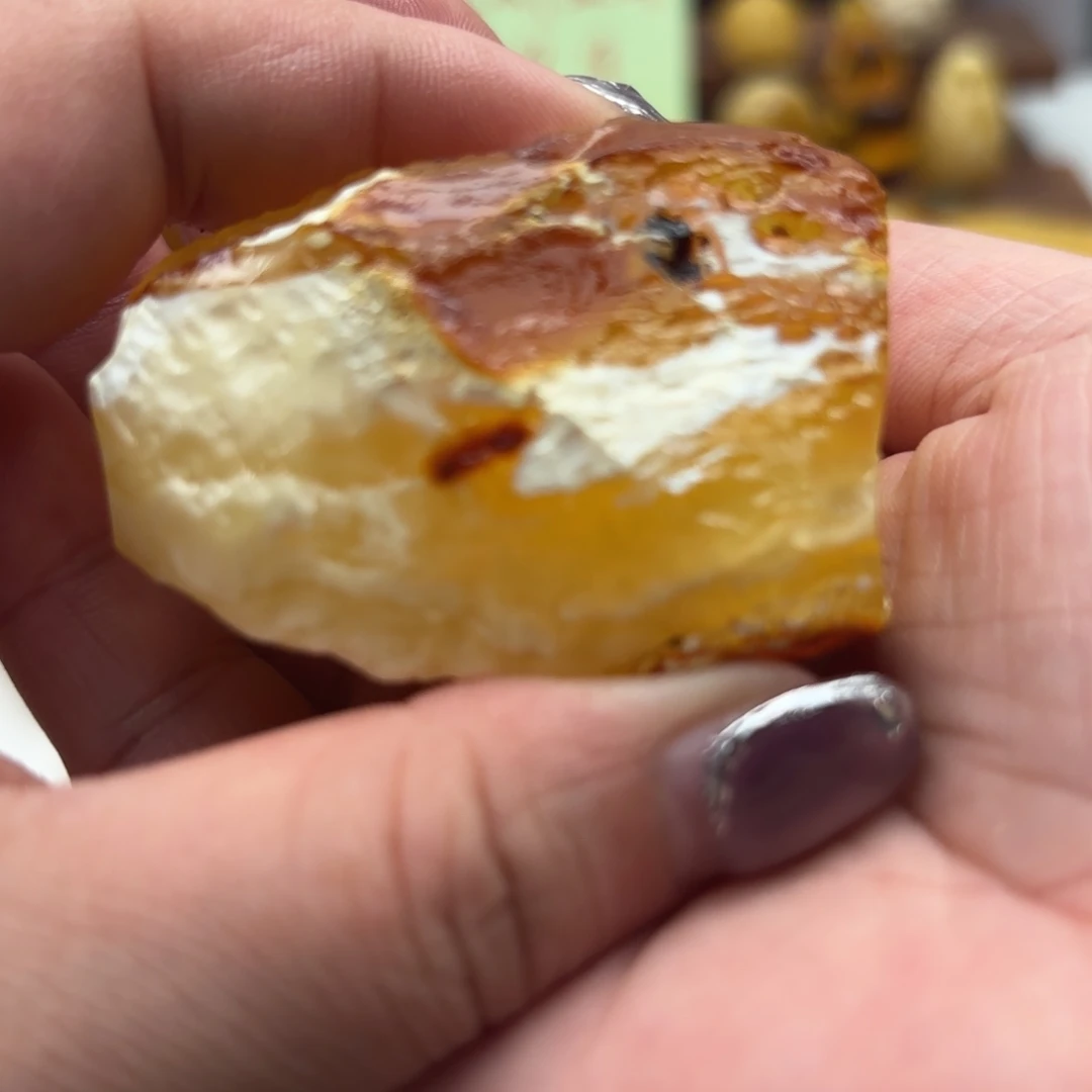 定制琥珀未镶嵌蜜蜡