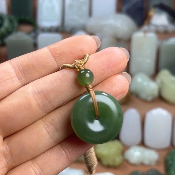 和田玉（碧玉）未镶嵌挂件