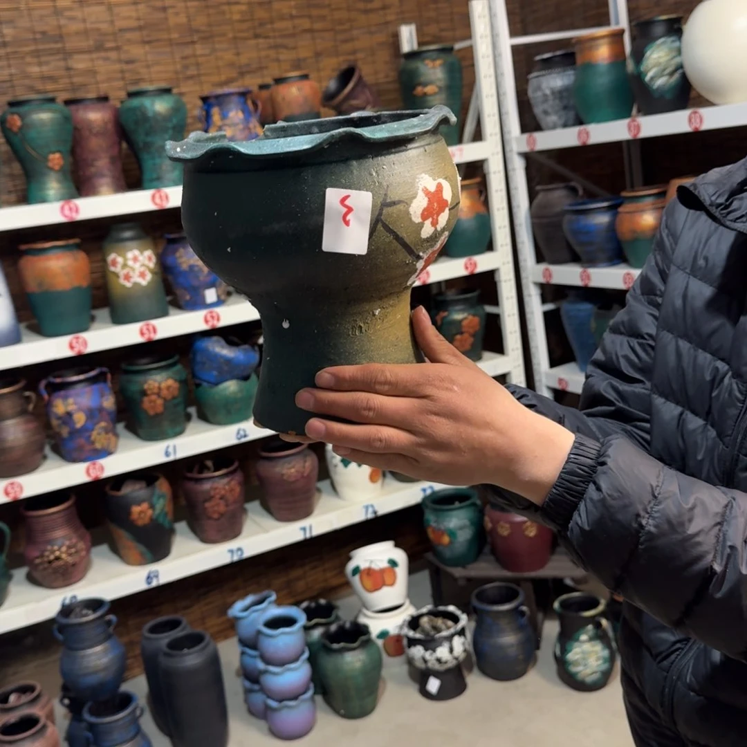 红陶红陶浮雕花盆炸炸炸