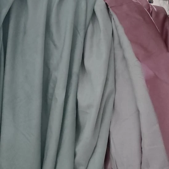 棉窗帘高端布头尺寸1m5×2m5个，别带点小微瑕，颜色随机。