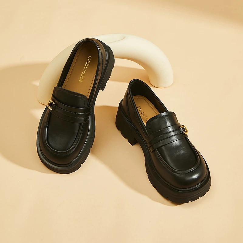 【Z037】依思Q品牌女鞋时尚百搭主图款