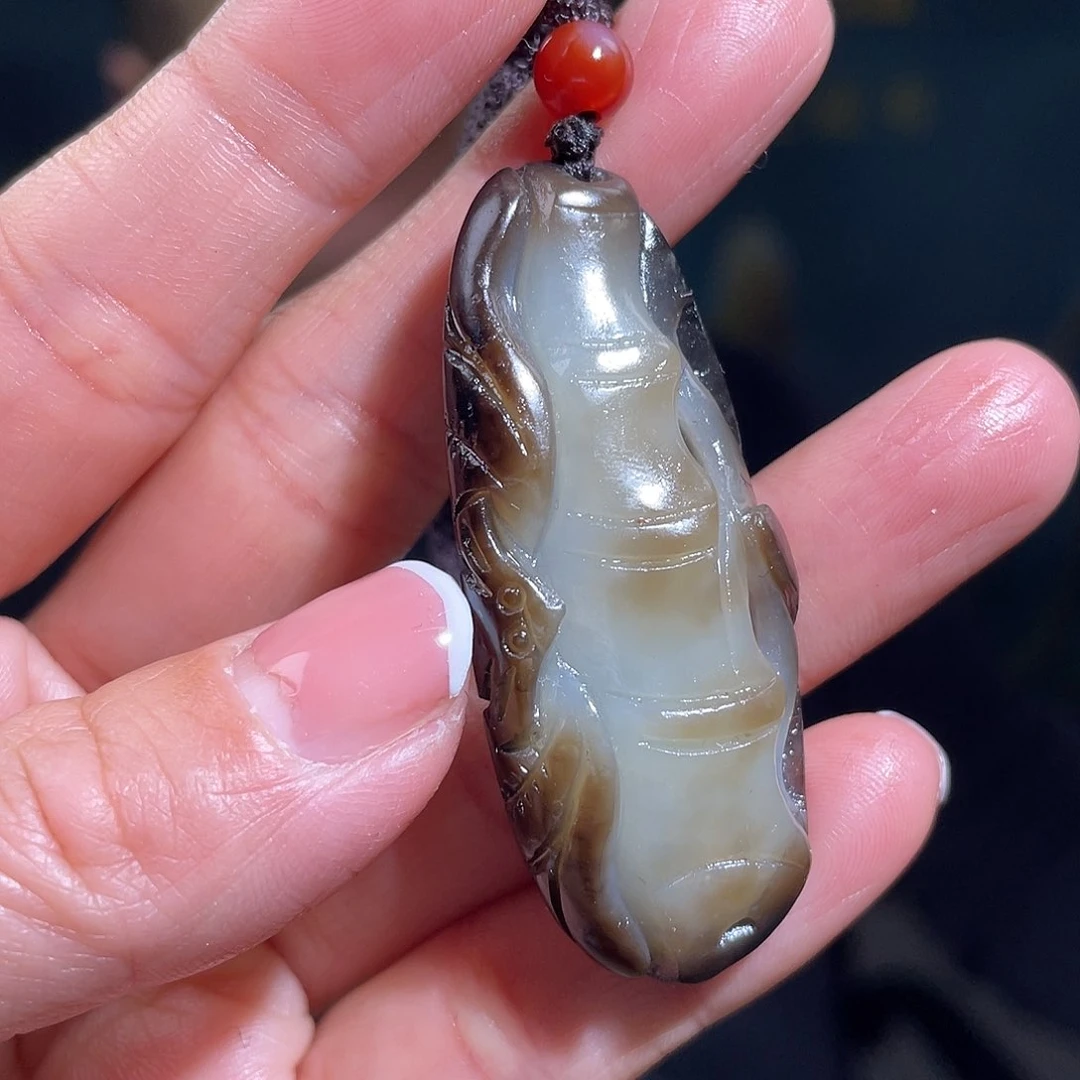 和田玉颈饰未镶嵌