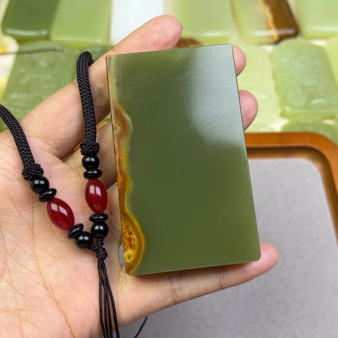 新疆昆仑山料无事牌