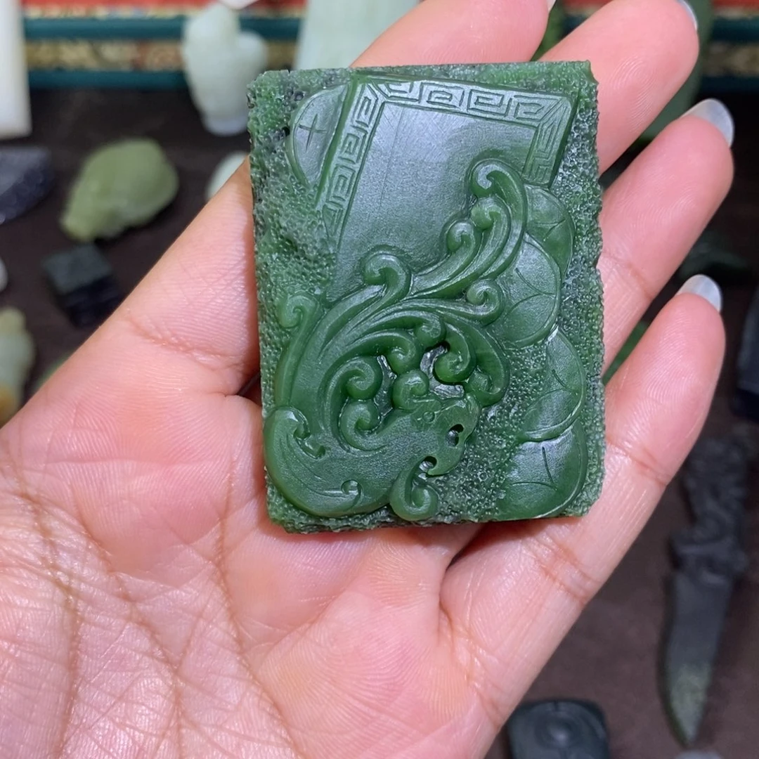 和田玉未镶嵌颈饰霸*哥定制