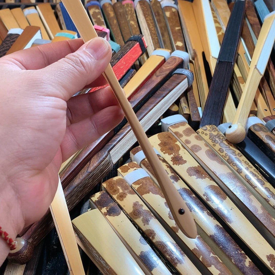 【闪购商品】扇子三*折扇