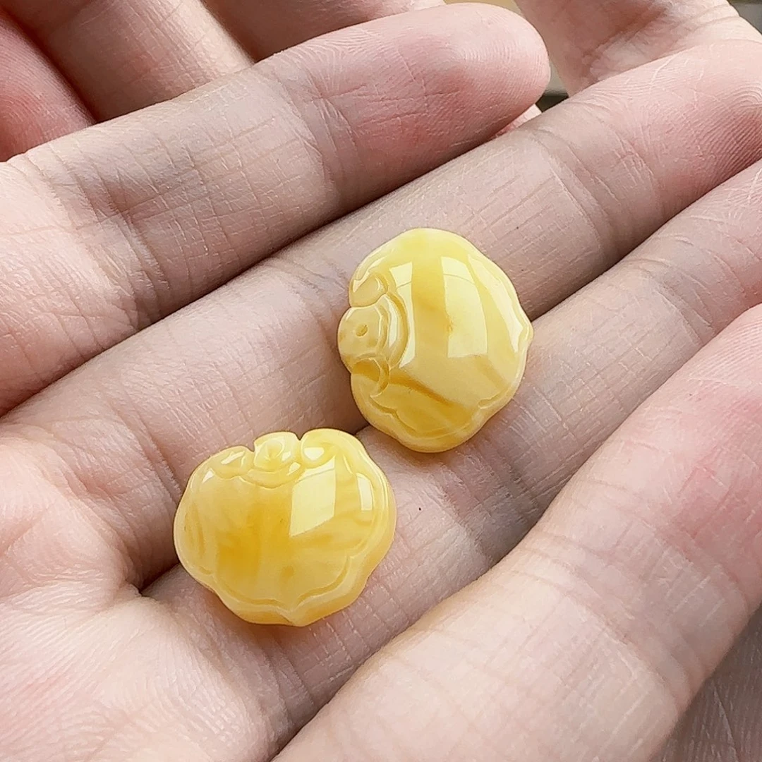 未镶嵌琥珀珠宝奇石多样性发其一