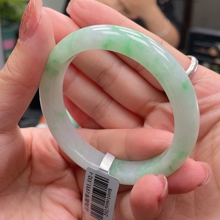 未镶嵌手镯翡翠52.4