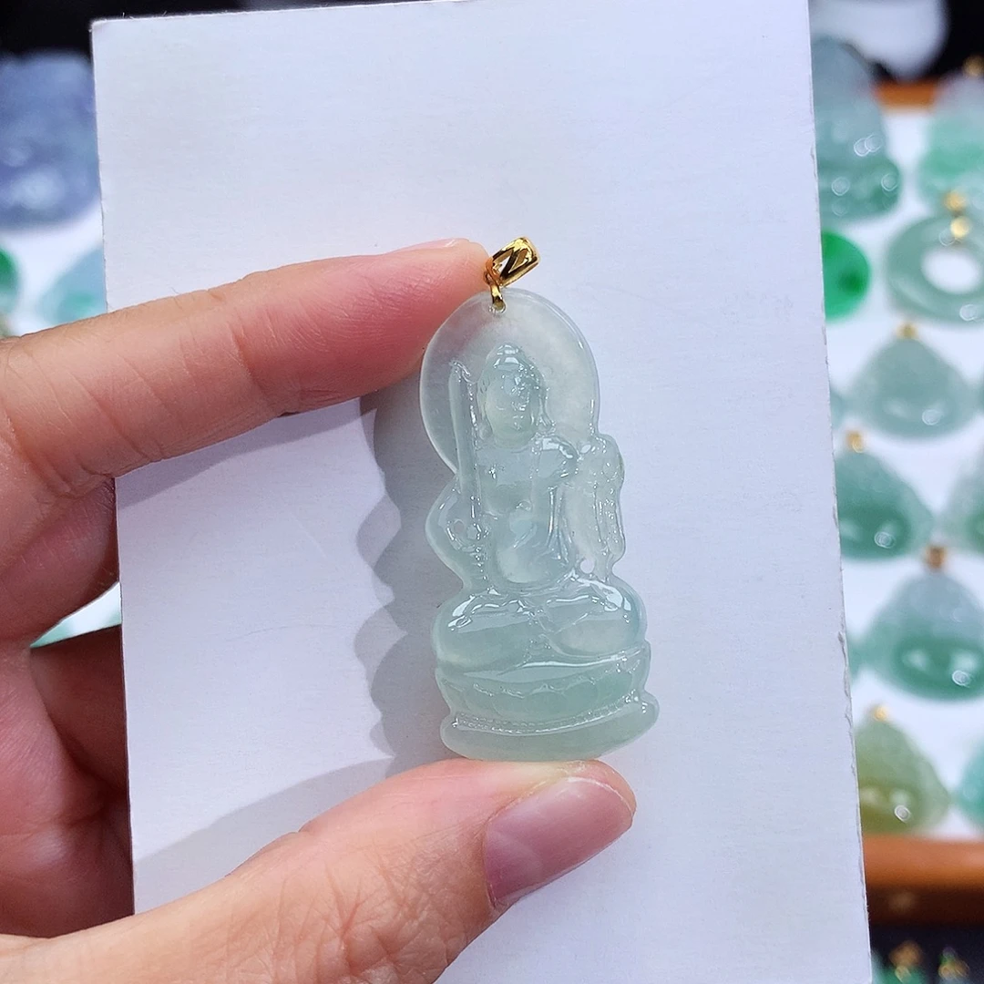 翡翠18K金镶嵌颈饰翡翠吊坠