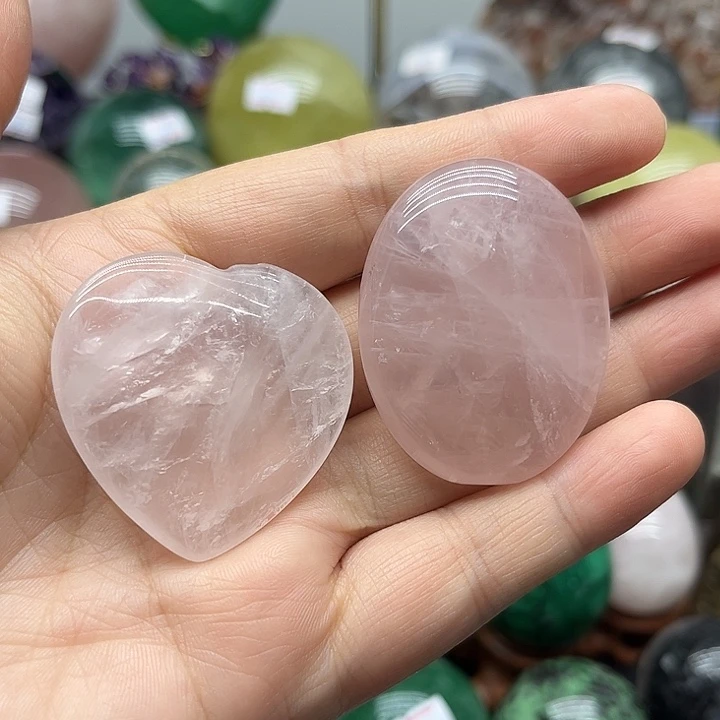 未镶嵌珠宝半成品水晶52克粉水晶把玩